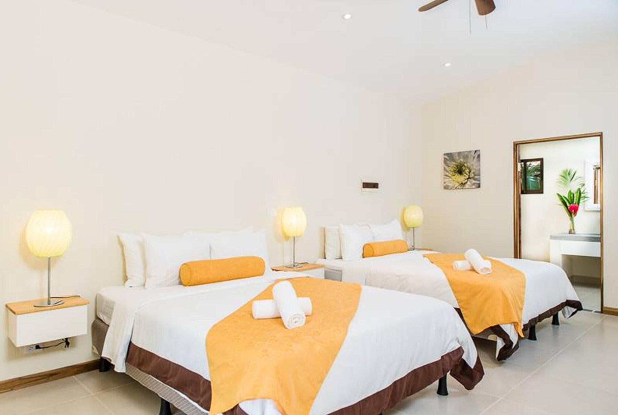 Hotel Pasatiempo Tamarindo Exteriör bild