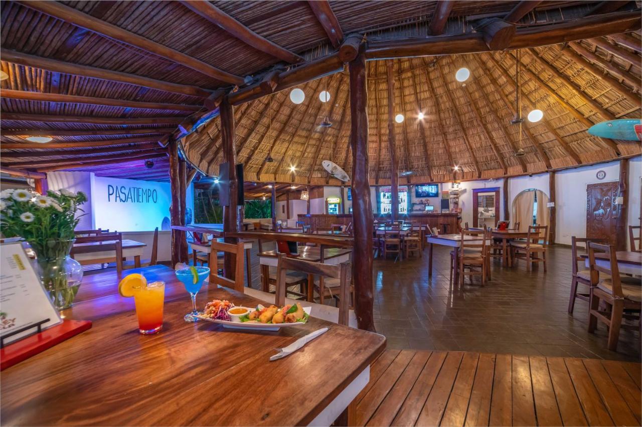 Hotel Pasatiempo Tamarindo Exteriör bild