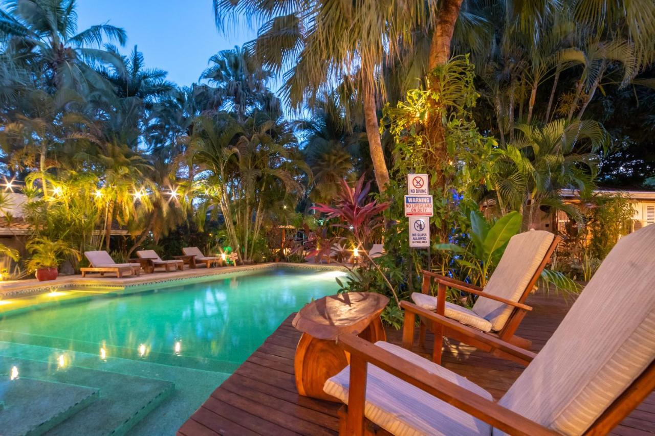 Hotel Pasatiempo Tamarindo Exteriör bild