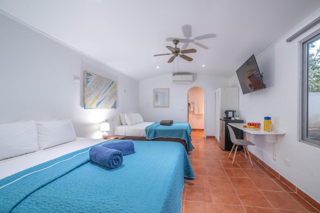 Hotel Pasatiempo Tamarindo Exteriör bild