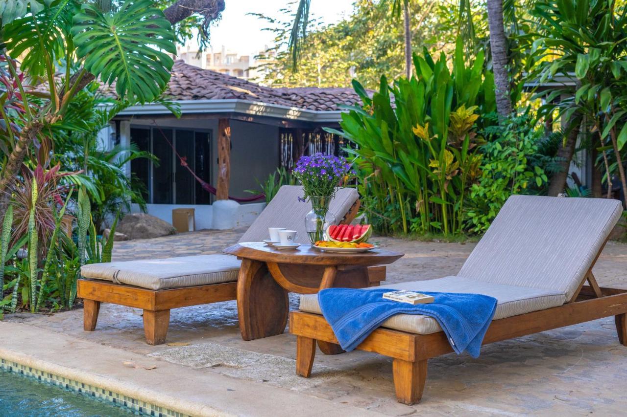 Hotel Pasatiempo Tamarindo Exteriör bild