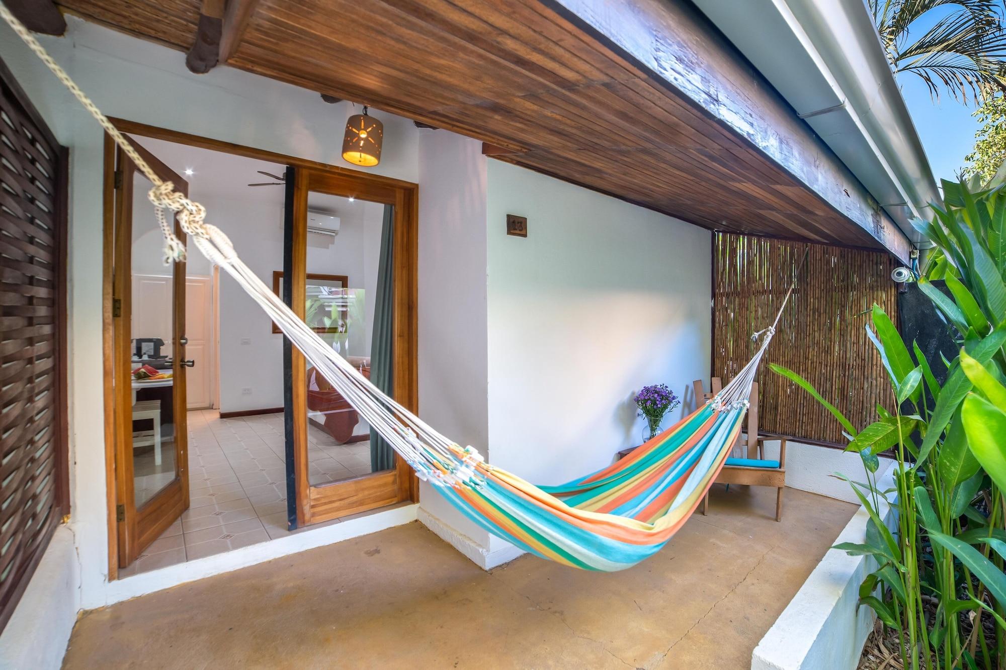Hotel Pasatiempo Tamarindo Exteriör bild