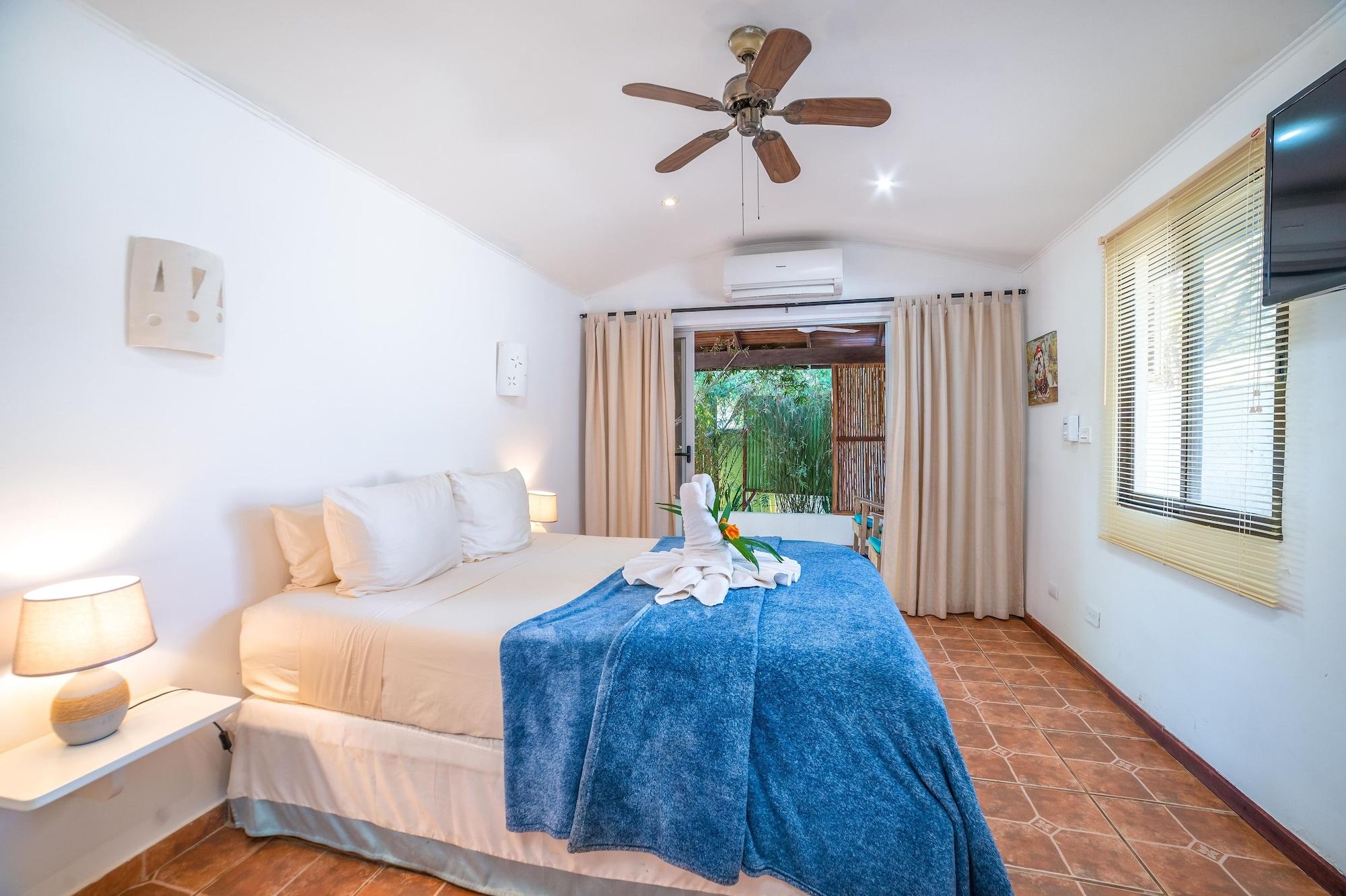Hotel Pasatiempo Tamarindo Exteriör bild