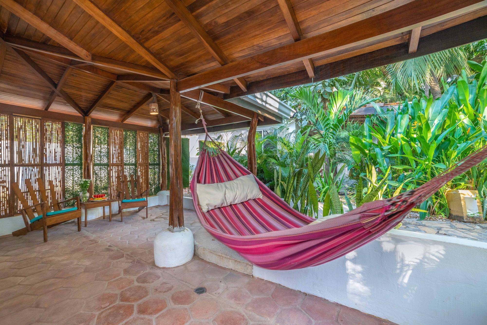 Hotel Pasatiempo Tamarindo Exteriör bild