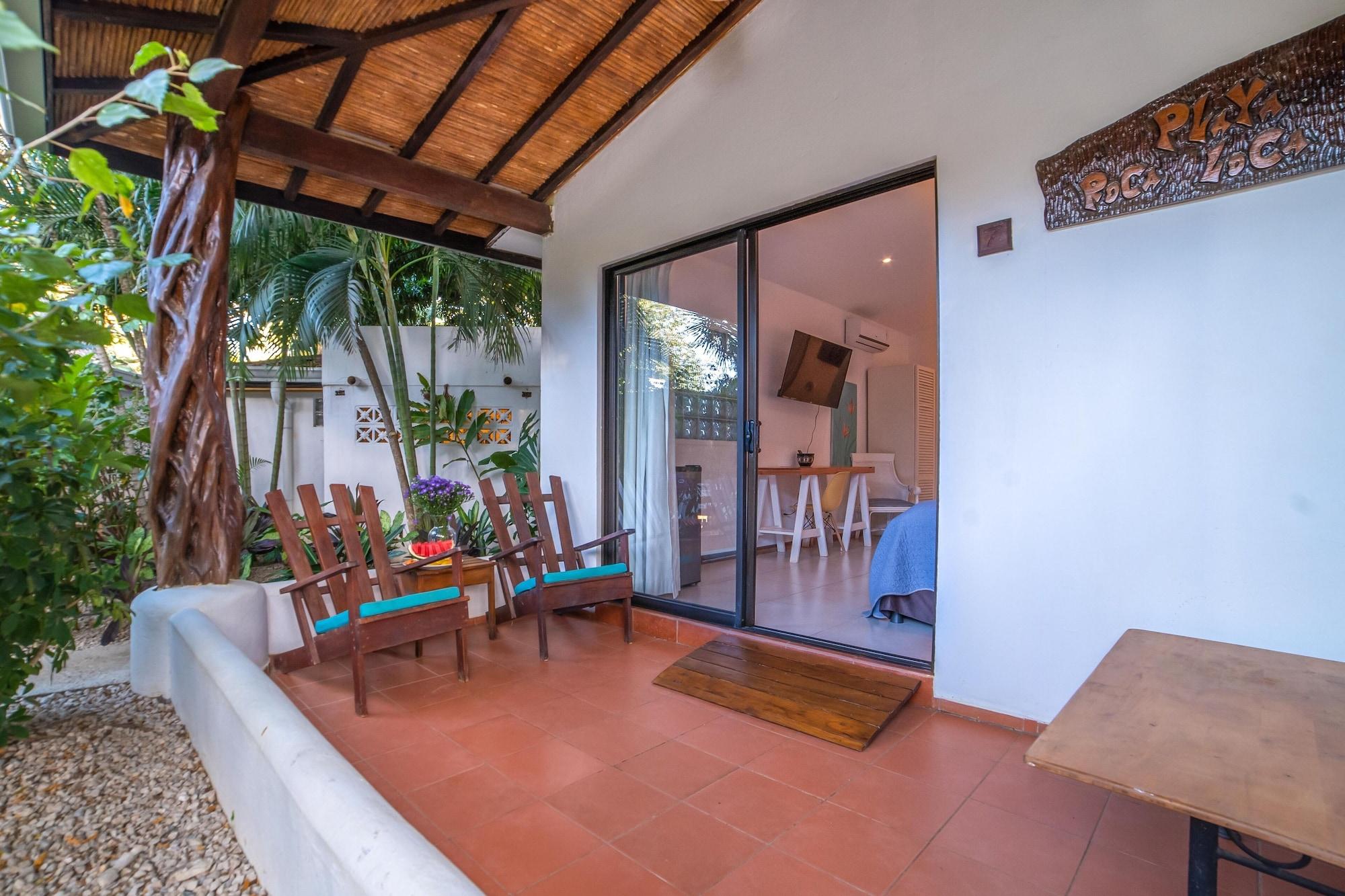 Hotel Pasatiempo Tamarindo Exteriör bild